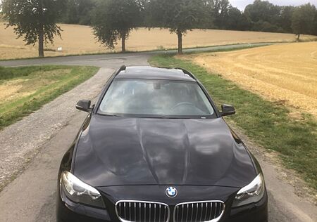 BMW 520d xDrive Touring A -