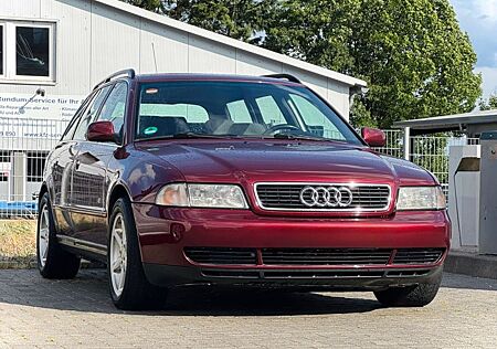 Audi A4 2.4 Avant S-Line