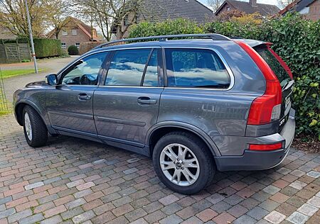 Volvo XC 90 XC90 D5 AWD Geartronic Executive