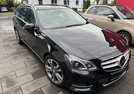 Mercedes-Benz E 300 T AHK 360Kamera Vollausstattung