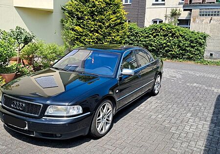 Audi S8 4.2 Tiptronic Quattro - LPG