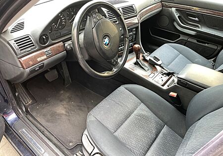 BMW 730d A -