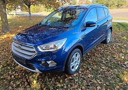 Ford Kuga 1,5 EcoBoost 4x2 110kW ,AHK,NAVI