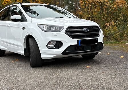 Ford Kuga 1,5 EcoBoost ST-Line