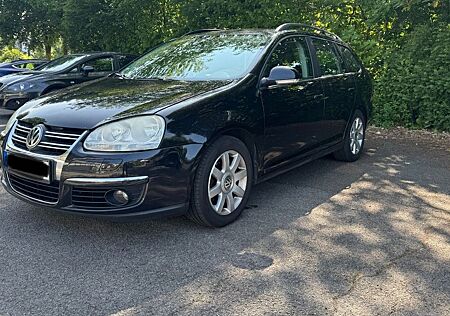VW Golf Volkswagen 1.9 TDI DSG DPF Variant, Tempomat, Anhänger