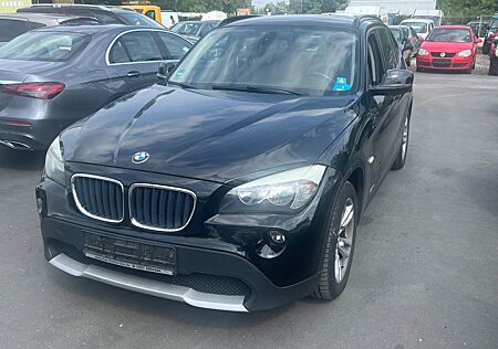 BMW X1 Baureihe 18 d sDrive Automatik Navi