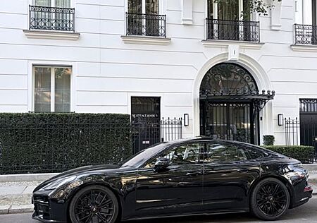 Porsche Panamera GTS GTS