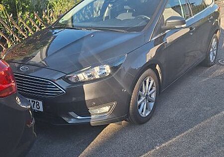 Ford Focus Turnier 1.0 EcoBoost Titanium Start-Stopp