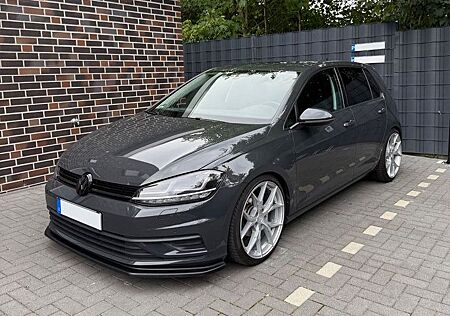 VW Golf Volkswagen VII *Facelift* 1.0 TSI Trendline BlueMotion