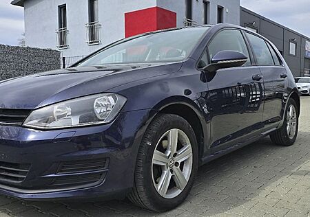 VW Golf Volkswagen VII Lim. Comfortline BMT