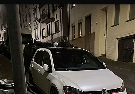 VW Golf Volkswagen 2.0 TSI DSG BMT GTI Performance GTI Per...