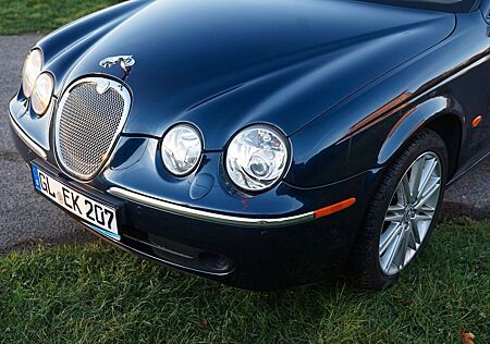 Jaguar S-Type 2.7 Liter V6 Diesel Executive Executive