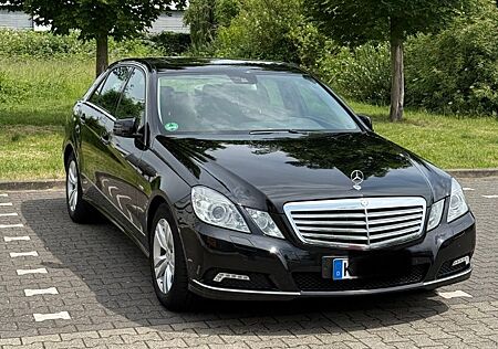 Mercedes-Benz E 350 CDI BlueEFFICIENCY ELEGANCE ELEGANCE