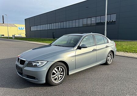 BMW 320i Lim/Navi/Steuerkette erneuert bei