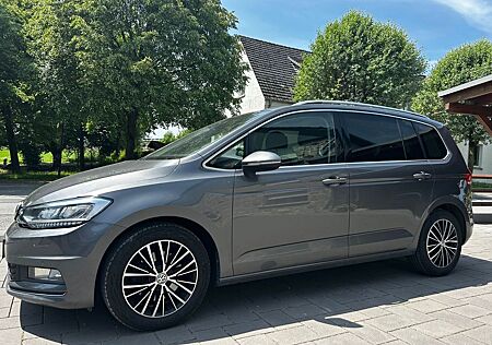 VW Touran Volkswagen 2.0 TDI SCR DSG Highline Highline
