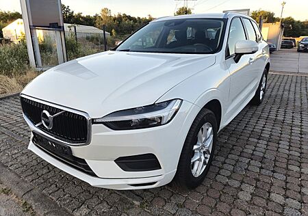 Volvo XC 60 Momentum 2WD,Navi,LED,AHK,Kamera