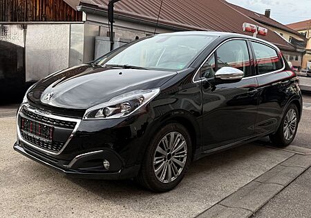 Peugeot 208 Allure Panorama Klimaaut. 1.Hand