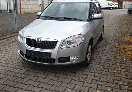 Skoda Fabia Combi 1.6l Automatik TÜV neu Klima neu
