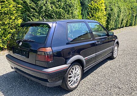 VW Golf Volkswagen GTi 2.0"Jubiläums Modell , Original
