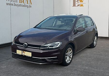 VW Golf Volkswagen VII Lim. / PANO / NAVI / KLIMA / ACC