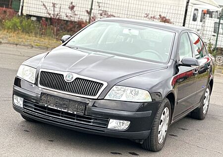 Skoda Octavia Lim. Ambiente 1.6 Automatik 1 Hand