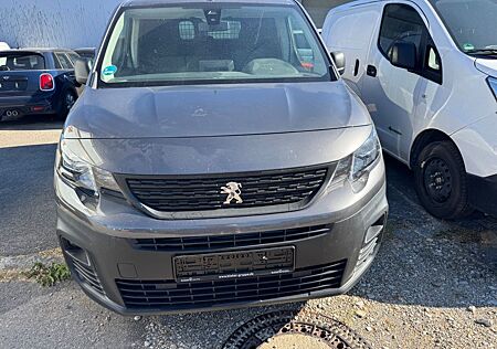 Peugeot Partner Premium L1 Klima SHZ PDC