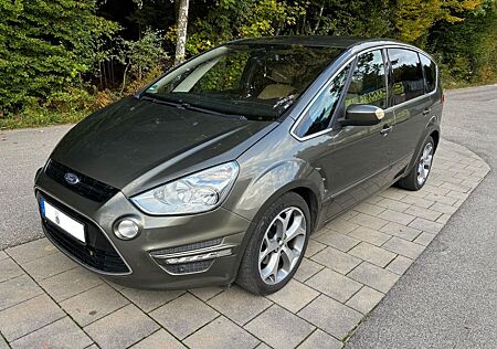 Ford S-Max 2,0 TDCi 100kW (136PS) Titanium