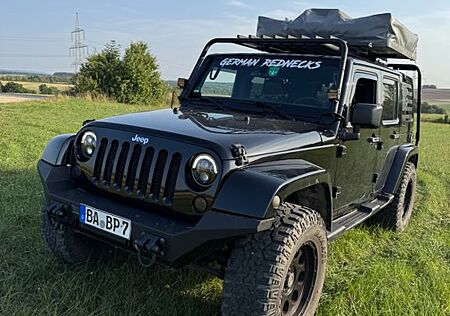 Jeep Wrangler 2.8l CRD Unlimited Sahara Automatik...
