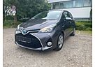 Toyota Yaris Club Hybrid