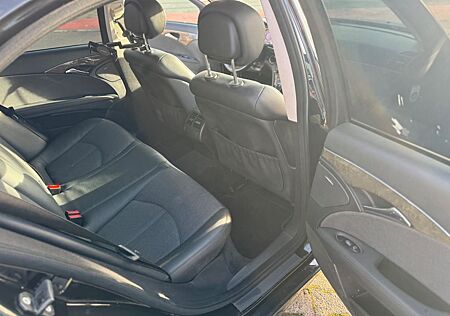 Mercedes-Benz E 320 CDI 4MATIC CLASSIC Classic