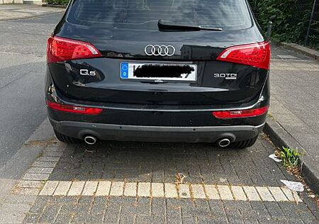 Audi Q5 3.0 TDI S tronic quattro -