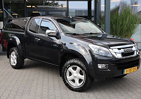 Isuzu D-Max 2.5 D EXTENDEND CAB 4WD VAN