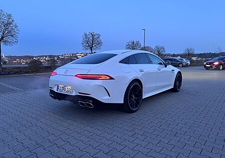 Mercedes-Benz AMG GT 63 4MATIC+ Autom. -