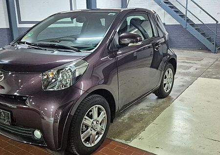 Toyota iQ + KLIMAAUTOMATIK ALU 1.HAND 27.000KM