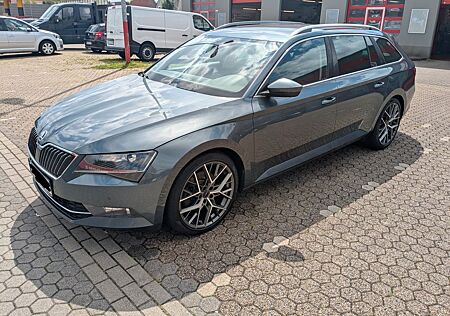 Skoda Superb 2.0 TDI SCR 140kW DSG 4x4 L&K Combi AHK