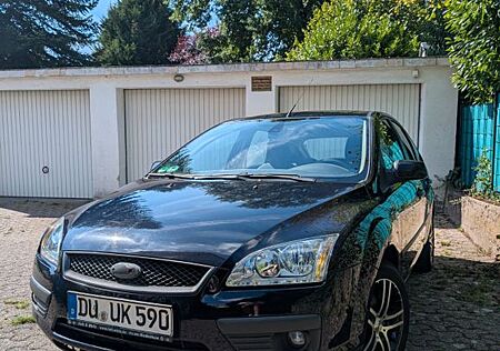 Ford Focus MK2 neu Tüv neue Batterie &ölwechsel