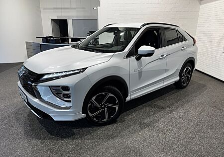 Mitsubishi Eclipse Cross Plus Select Black 4WD STANDHEIZUNG
