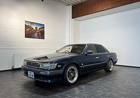 Nissan Laurel Medalist Club L