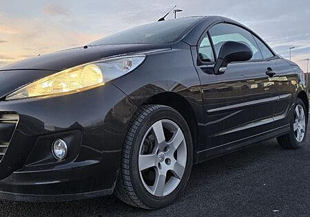Peugeot 307 CC sehr gepflegt sehr guter Zustand!