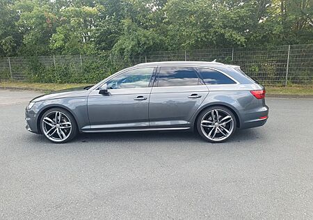 Audi A4 3.0 TDI Avant Quattro 3xS-Line Sthzg Matrix