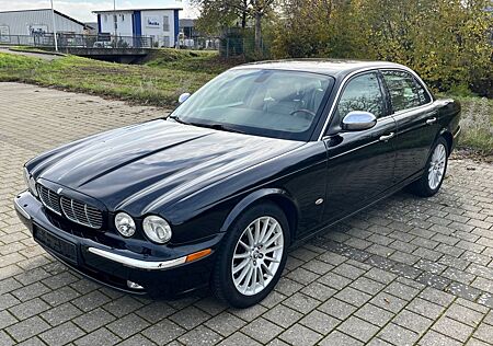 Jaguar XJ8 3.5 V8