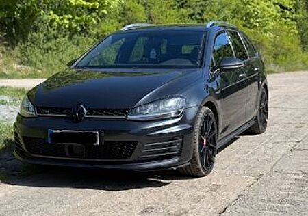 VW Golf Volkswagen 2.0 TDI GTD Variant