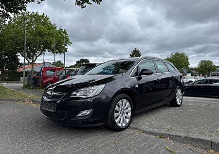 Opel Astra J Sports Tourer Innovation