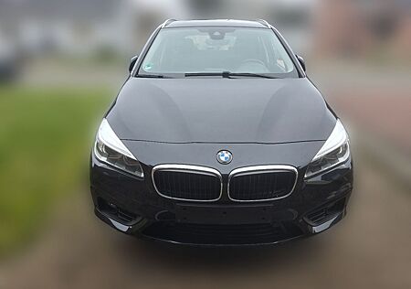 BMW 218i 218 Active Tourer - Rentnerfahrzeug, Garage