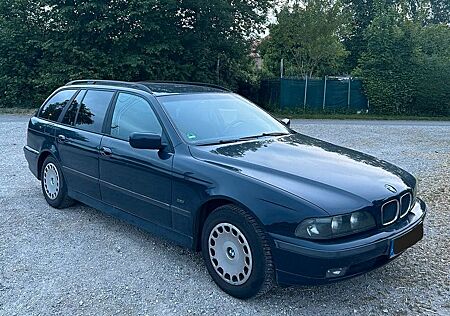 BMW 520i E39 Touring Orientblau Automatik HU 11/26