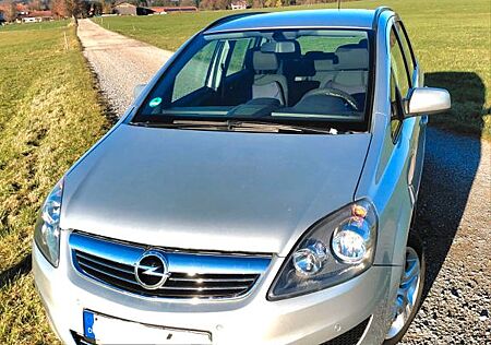 Opel Zafira 1.8 88kW Family Family