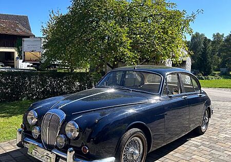 Jaguar Daimler V8 250 Saloon *Oldtimer*