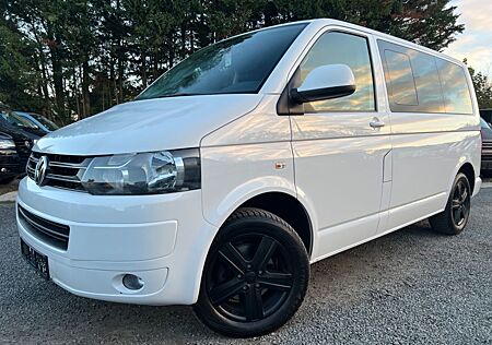 VW T5 Multivan Volkswagen Special/Tisch/AHK/Tempomat/1 Hand