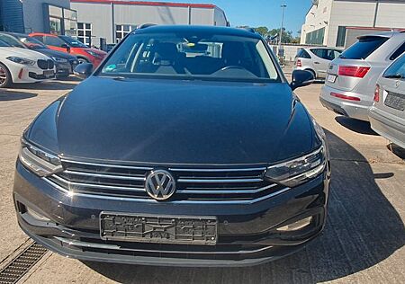 VW Passat Variant gebraucht kaufen VW Passat Variant Volkswagen Passat *LED*CAM*MASSAGE*SPORT*ACC*APPLE*SR+WR*