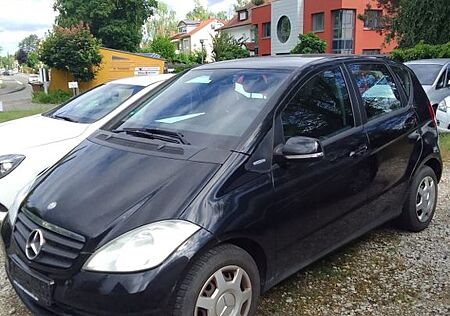 Mercedes-Benz A 160 CDI BlueEFFICIENCY -